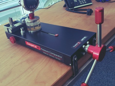 Laat uw manometer door ons kalibreren